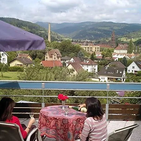 Semesterbostad Maison Bellevue